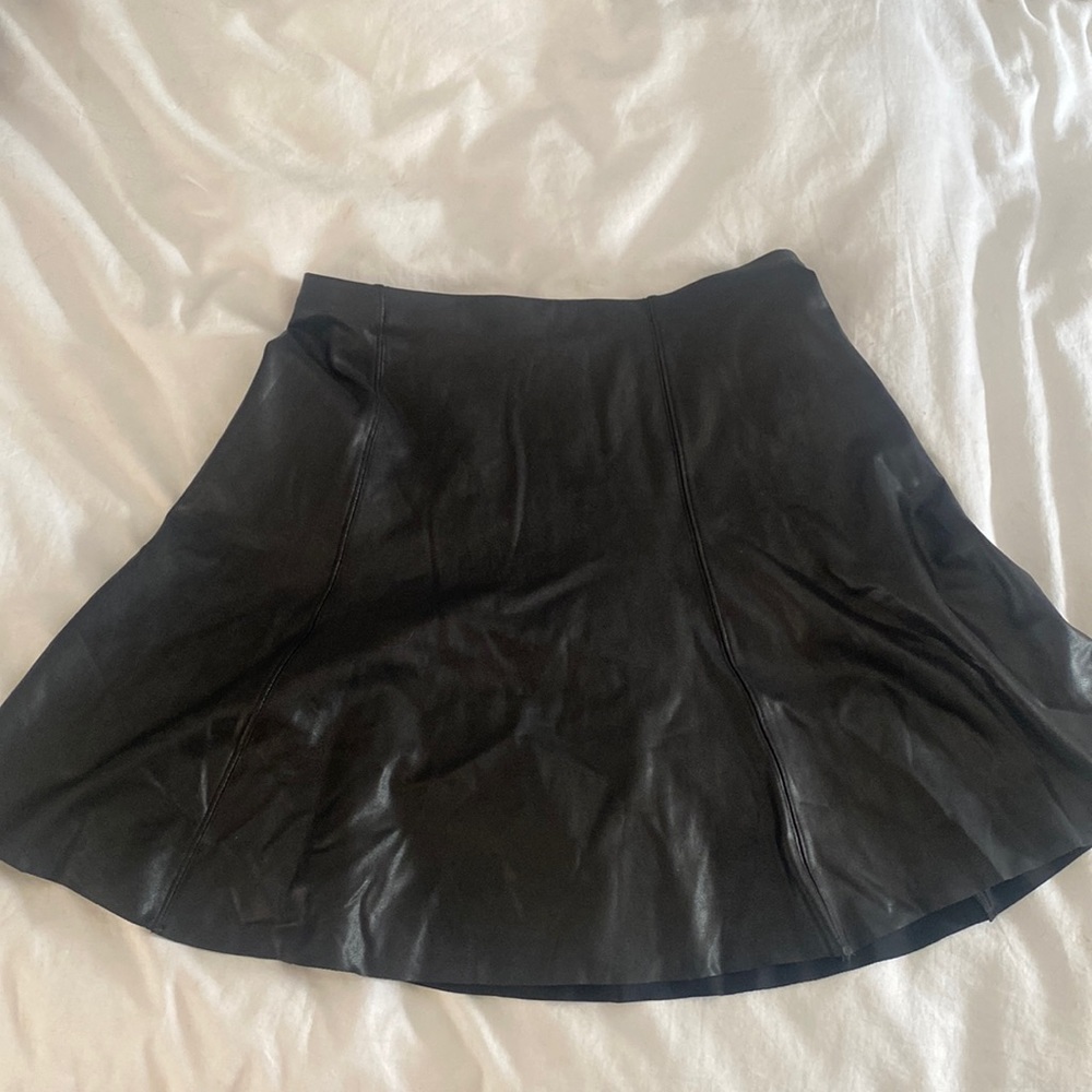 Spanx leather skirt. Size small. Worn once